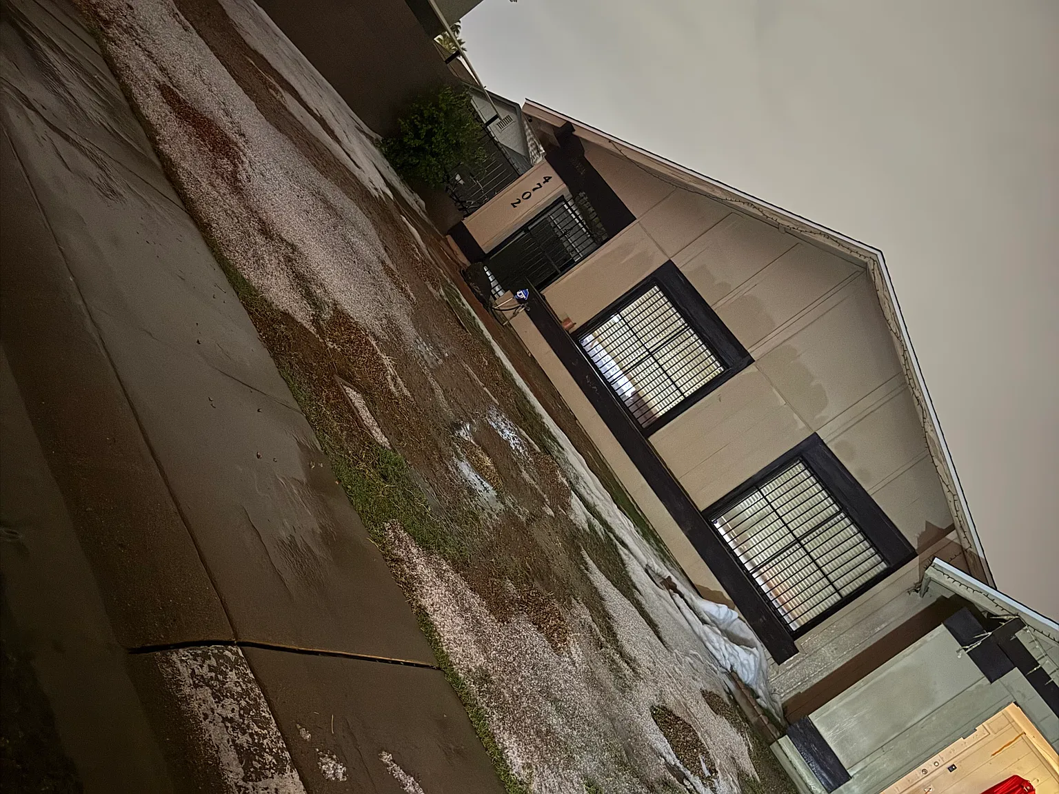 4702 N 76th Ave — Photo 1