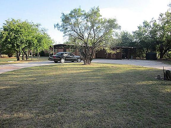 2nd image of 5201 Rebecca Ln
