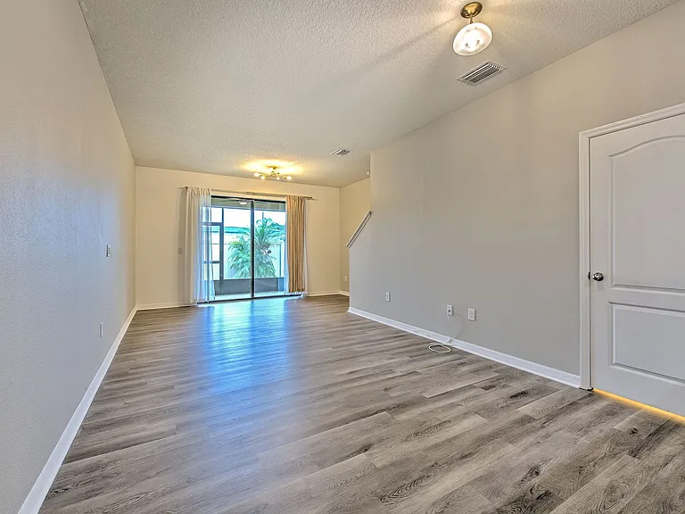 5116 Bay Isle Cir — Photo 14