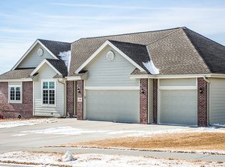 134 Hickory Ridge Dr, Glenwood, IA 51534
