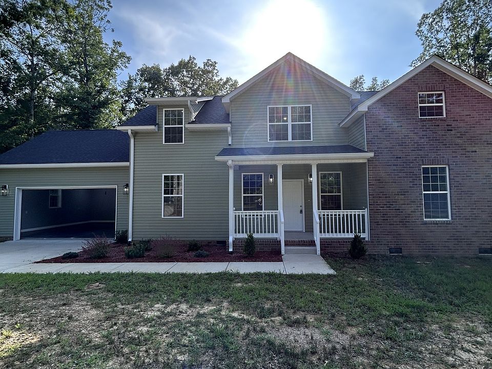 1st image of 161 Vista Pointe Rd