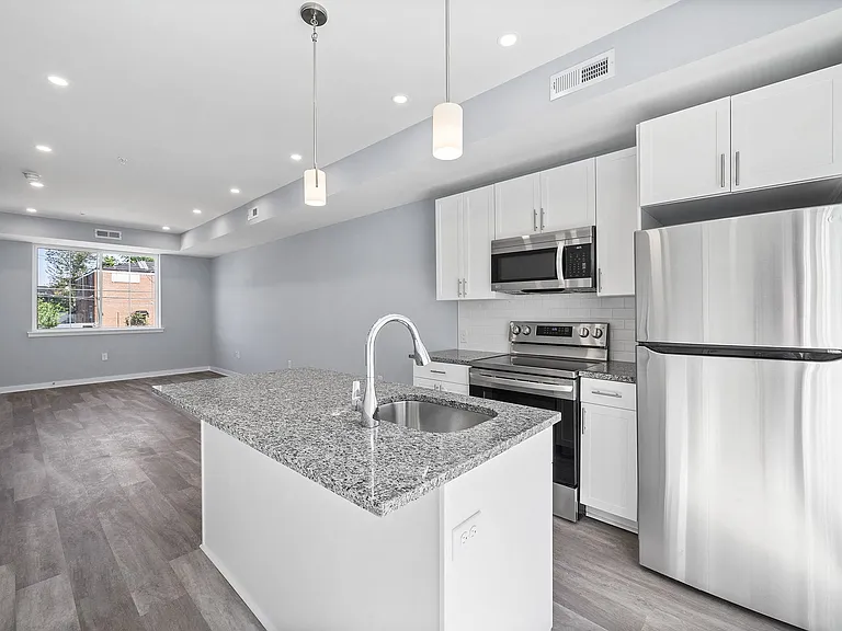 East Tioga Lofts — Photo 35