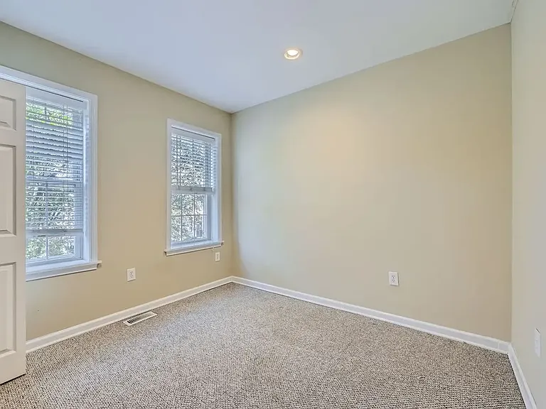 305 S Collington Ave — Photo 20
