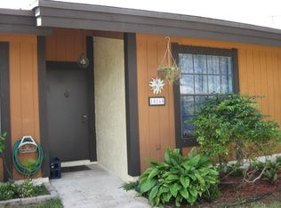 10160 E Cypress Ct, Pembroke Pines, FL 33026