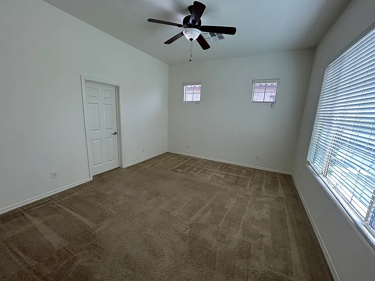 3841 E Powell Pl — Photo 30