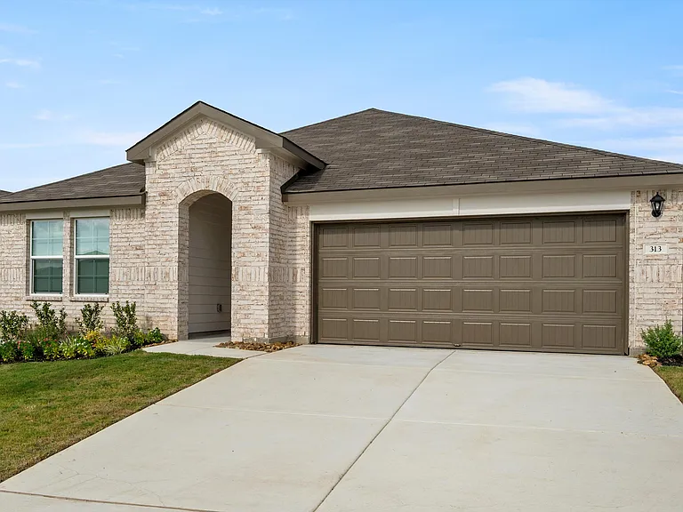 313 Cottonmouth Ln — Photo 4