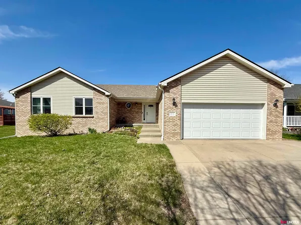 4111 N 8th Street Cir, Lincoln, NE 68521