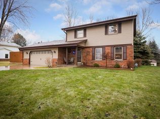 4530 S Calhoun Rd, New Berlin, WI 53151