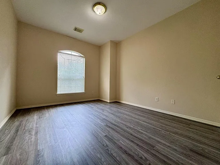 3606 Paluxy Cir — Photo 15