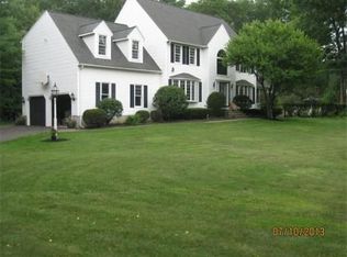 16 Ridge Rd, Hopkinton, MA 01748