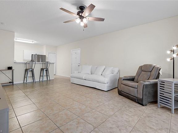 4th image of 1080 Hancock Creek South BLVD #101