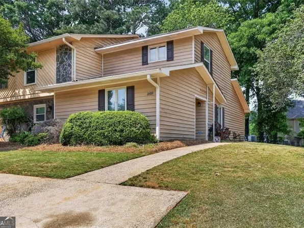 1689 Wynndowne Trl SE, Smyrna, GA 30080