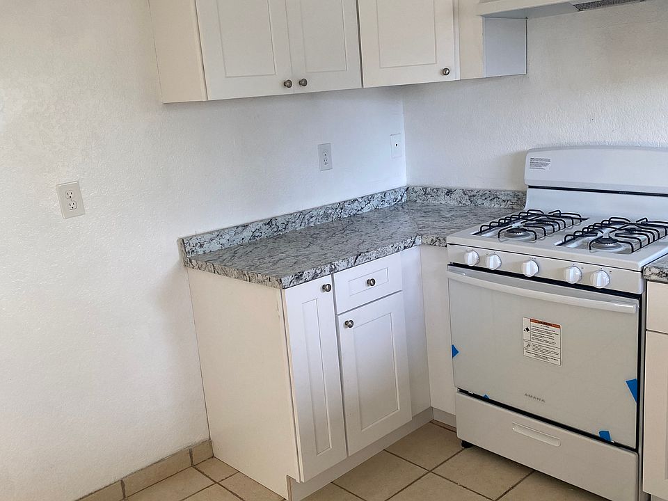 1st image of 1135 Oxford Dr APT C