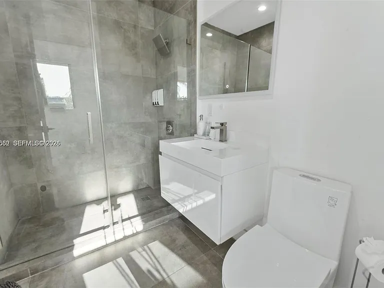 7525 Buccaneer Ave — Photo 16