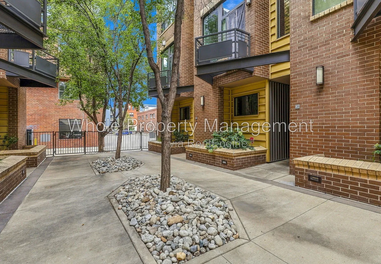 2 bed, 4.0 bath, 1452 sqft, $3,100 — Photo 2