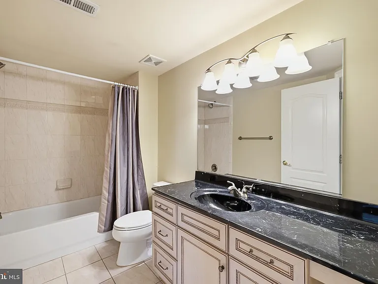 6403 Velliety Ln — Photo 58