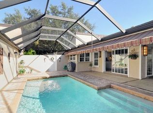 3630 Glen Oaks Manor Dr, Sarasota, FL 34232