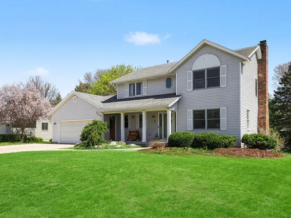 7292 Jewelbrooke Dr SE, Grand Rapids, MI 49548