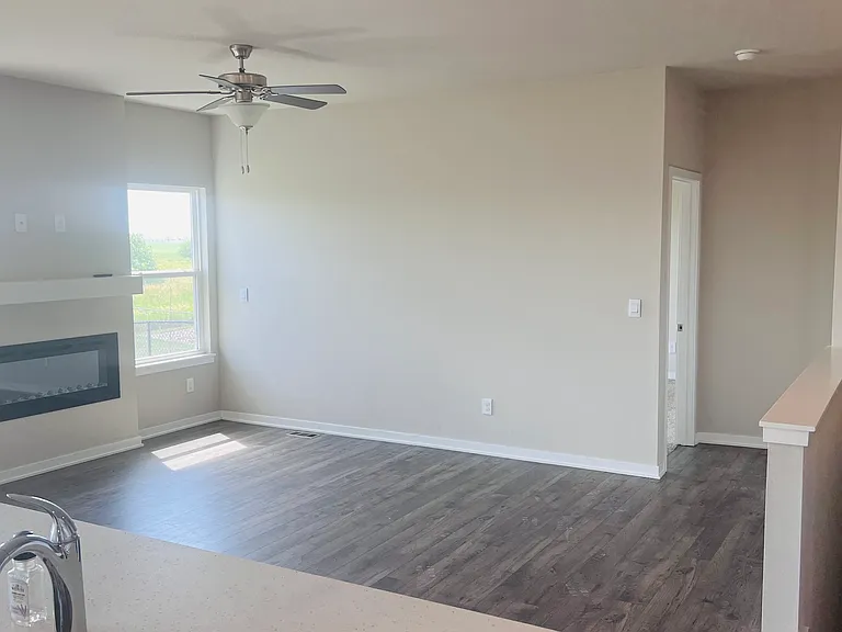 4315 NW Arlan Dr — Photo 4