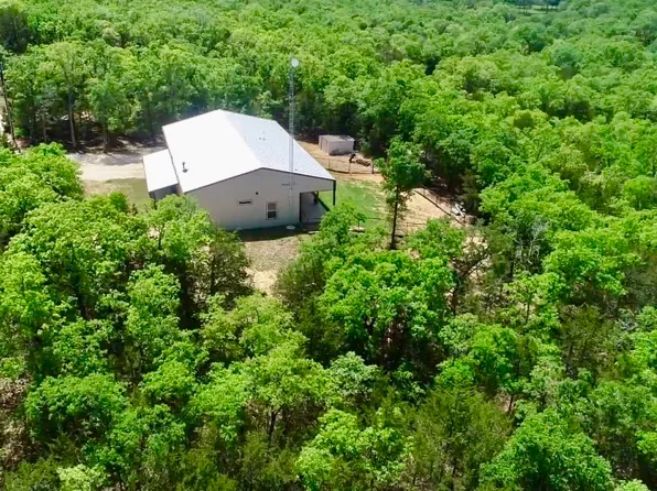 552 Goodnight Trl, Whitesboro, TX 76273