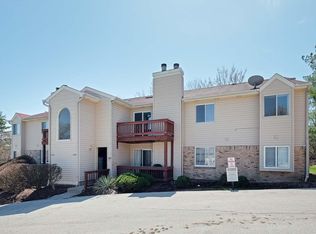 17080 Sandalwood Creek Dr APT C, Glencoe, MO 63038