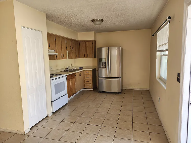 736 Michigan Ct #4 — Photo 3