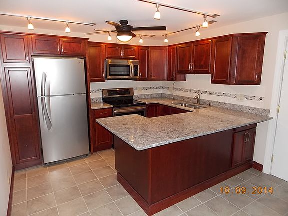 2nd image of 1020 W Glen Flora Ave Ste 201