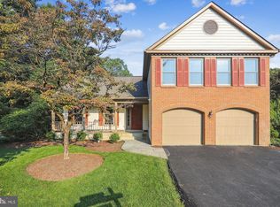 8909 Spring Berry Ct, Montgomery Village, MD 20886