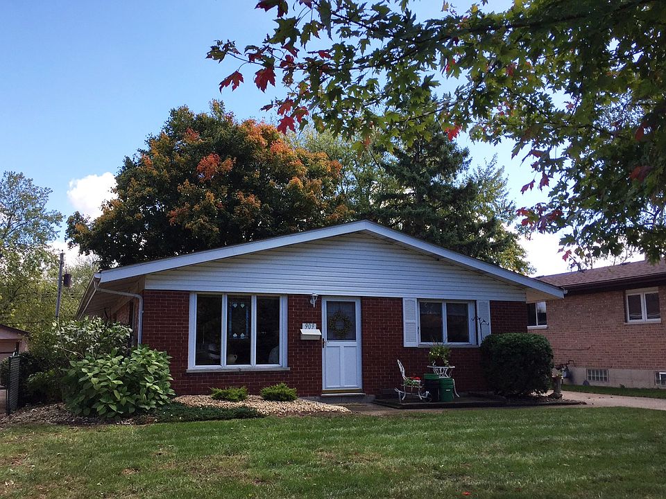 1st image of 909 Highland Ave
