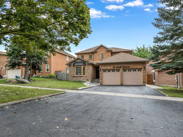 27 Bassett Blvd, Whitby, ON L1N 9A3