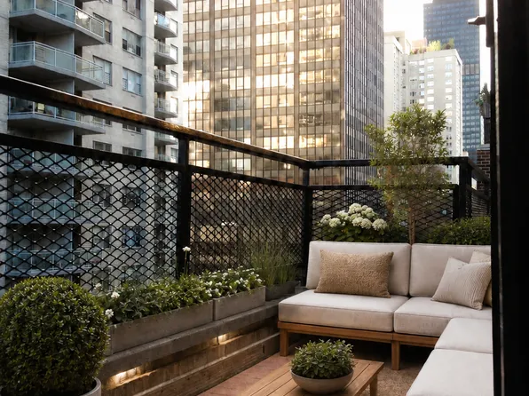 405 East 56th Street image 1 of 11