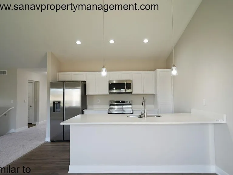 700 SE Mesa Dr — Photo 14