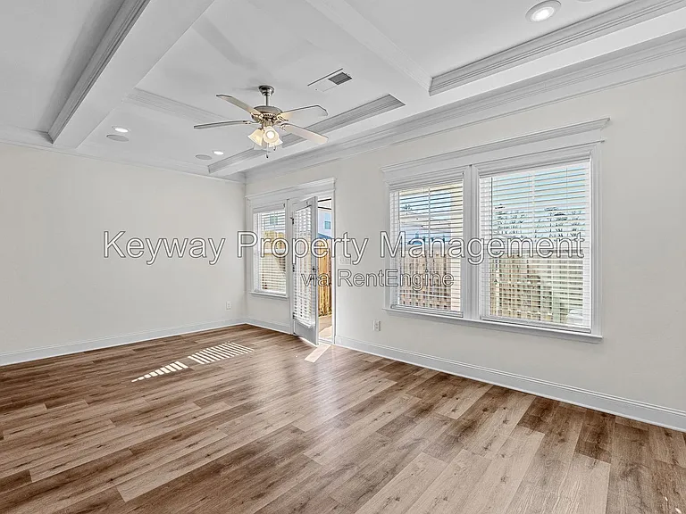 331 Sumac Trl — Photo 9