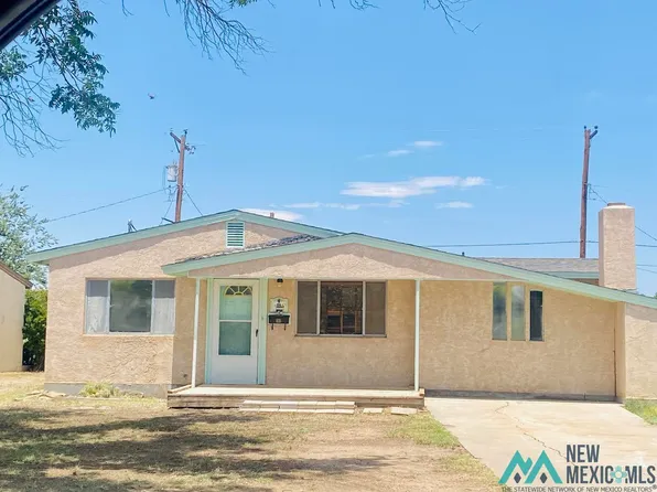 205 E McCune St, Roswell, NM 88203