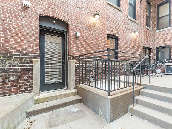 5th image of 4440 Olive St #3W