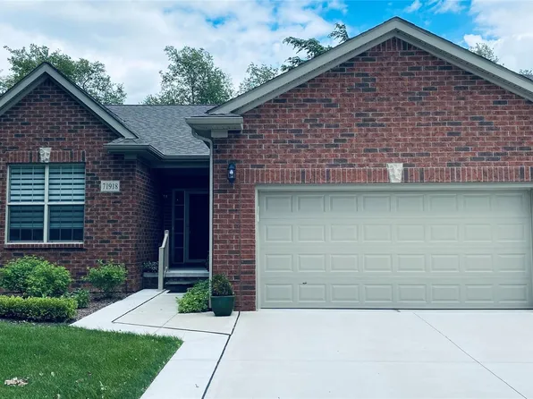 12066 Twin Brook Dr, Romeo, MI 48065
