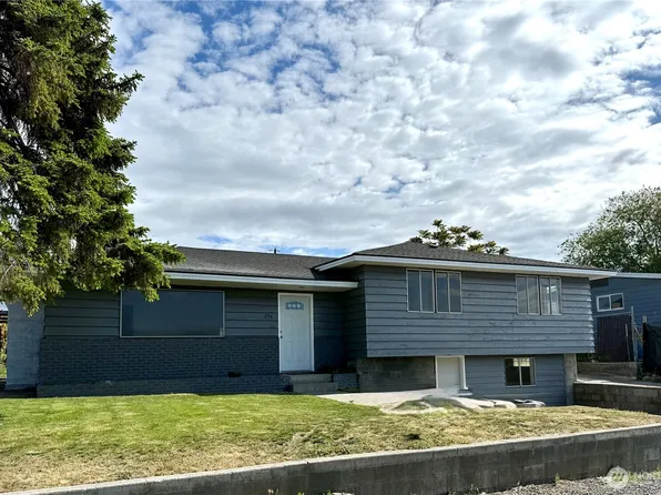 296 NW Calla Loop, Royal City, WA 99357
