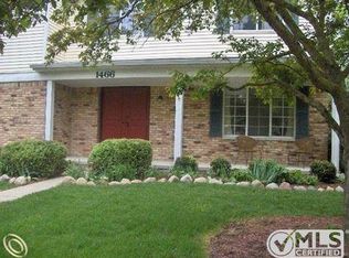 1466 Trevino Dr, Troy, MI 48085