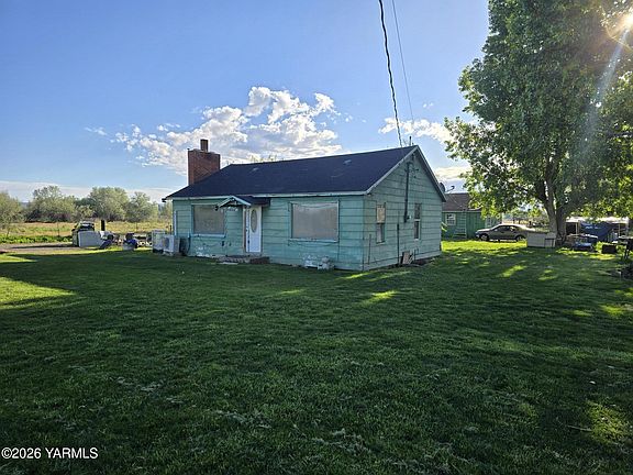 2nd image of 3301 N Wilgus Rd