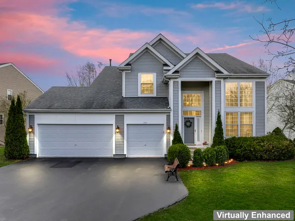 193 S Pleasant Rd, Lake Zurich, IL 60047