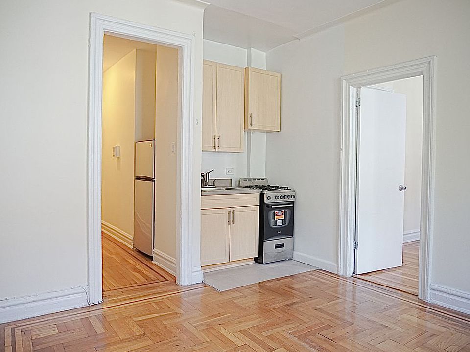 1st image of 3252 33rd St APT B9
