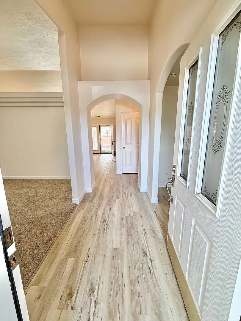 Beautiful Ivins Home!! — Photo 3