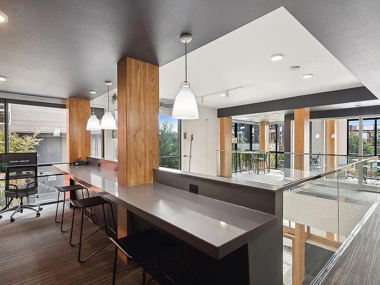 Wallingford_amenity_business center_2023