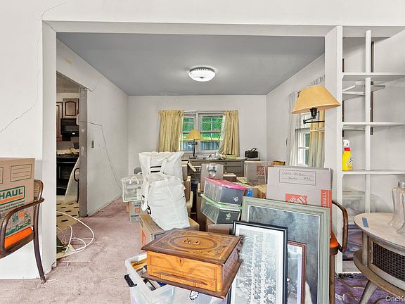 5th image of 74 Jervis Road