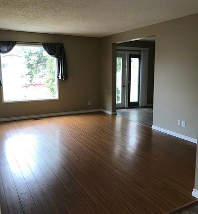 5th image of 5718 49a St