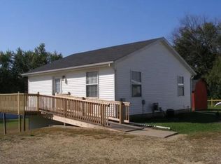 201 Gold River Ave, Rockford, IL 61102