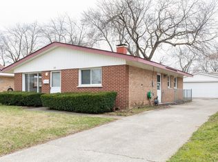 808 Park Ave, Thornton, IL 60476