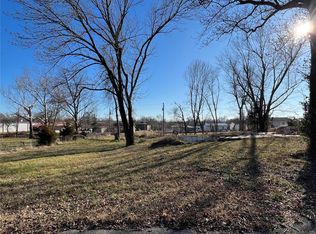 630 E Crumb Ave, Puxico, MO 63960