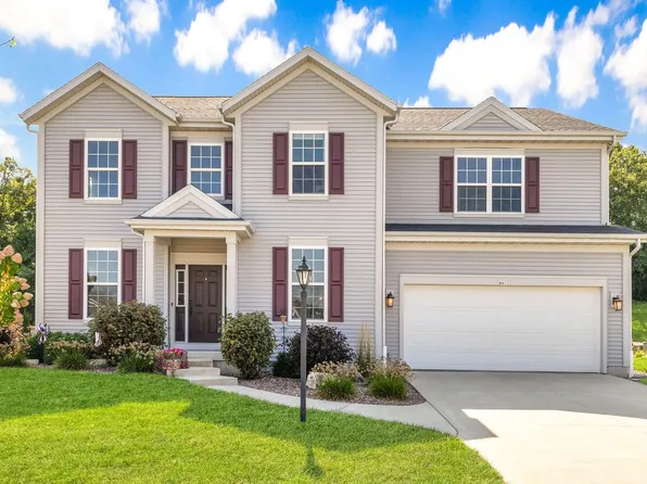 801 Timber Ridge DRIVE, Waukesha, WI 53189
