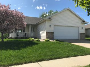 5393 King Arthur Dr NW, Rochester, MN 55901